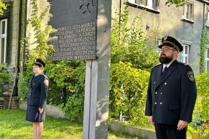 Uroczyste złożenie kwiatów w 84. rocznicę wybuchu II Wojny Światowej