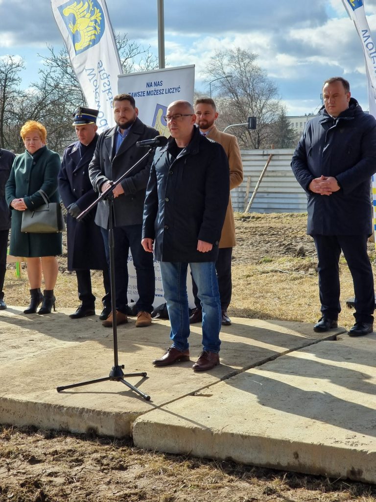 Konferencja prasowa w sprawie budowy nowej stacji pogotowia ratunkowego