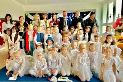 Jasełka w miejskich placówkach oświatowych