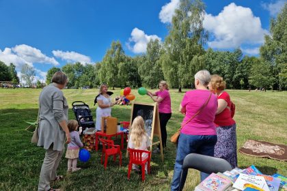 Śniadanie na polanie na Górce Słupeckiej
