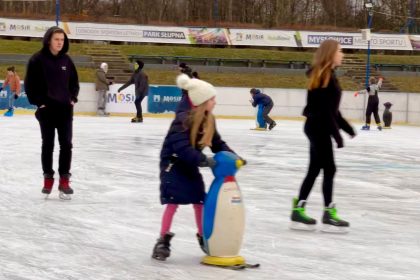 Otwarcie lodowiska w Parku Słupna