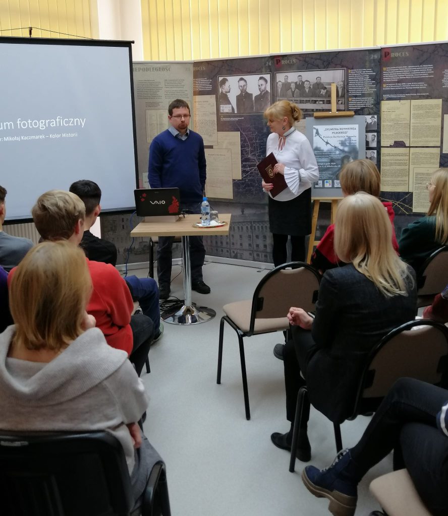 Wystawa i prelekcja Bartłomieja Warzechy „Sylwetka Rotmistrza Pileckiego” w Miejskiej Bibliotece Publicznej w Mysłowice