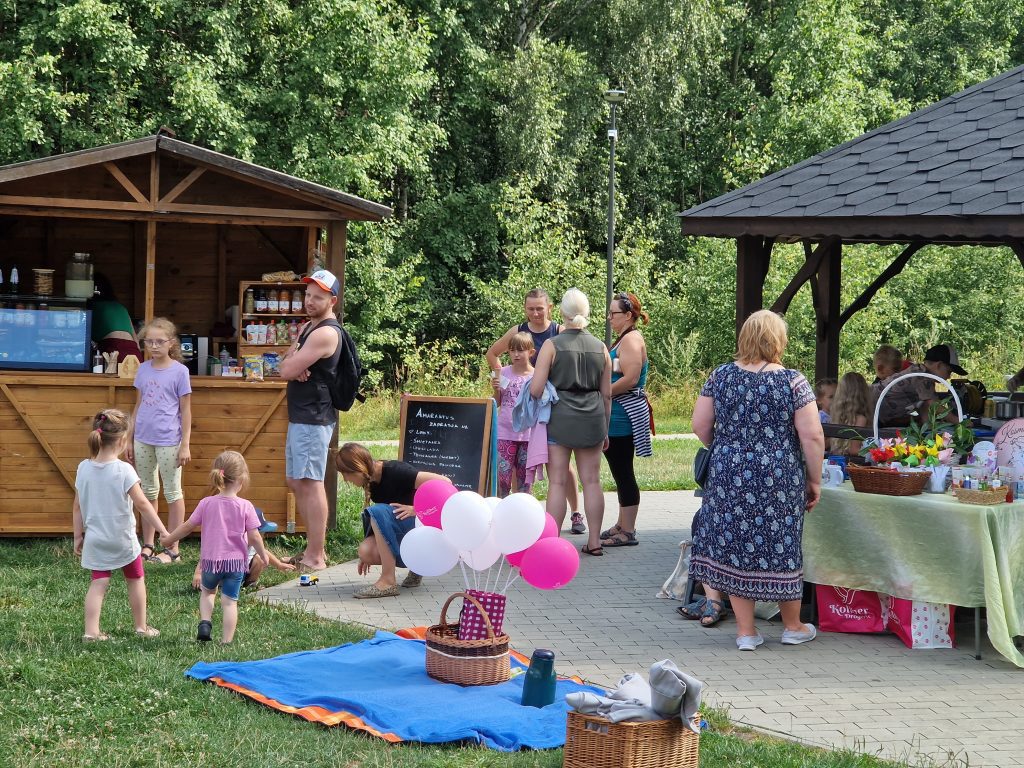 Śniadanie na polanie na Górce Słupeckiej
