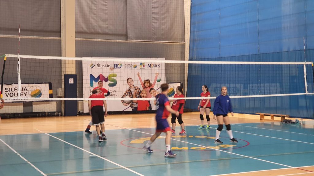 Nocny Amatorski Turniej Siatkówki