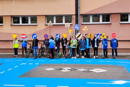 Dzień Edukacji Narodowej oraz otwarcie aktywnej strefy wypoczynku w Szkole Podstawowej nr 1