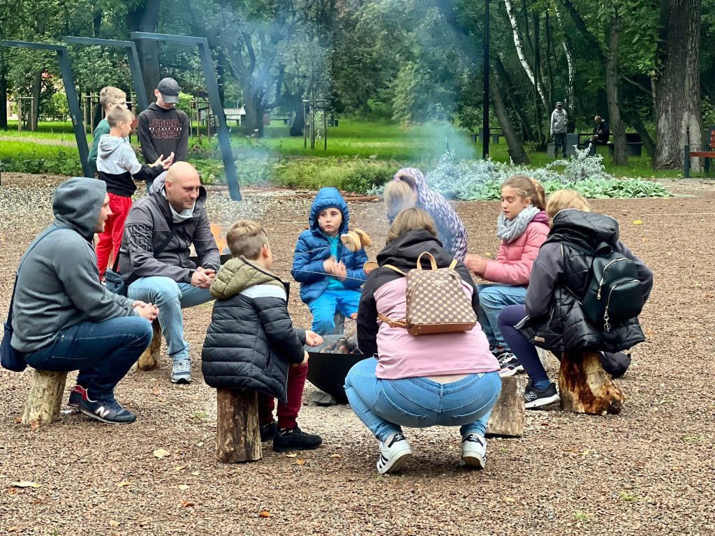 Rodzinne grillowanie w Parku Zamkowym