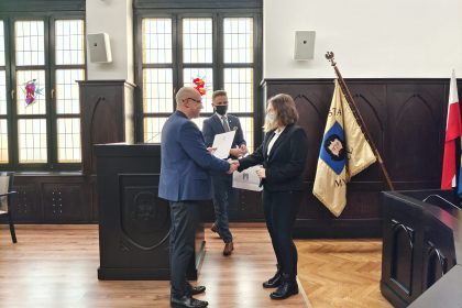 Wręczenie nagród uczestnikom Konkursu literackiego „Moja Niepodległa w 103. rocznicę”