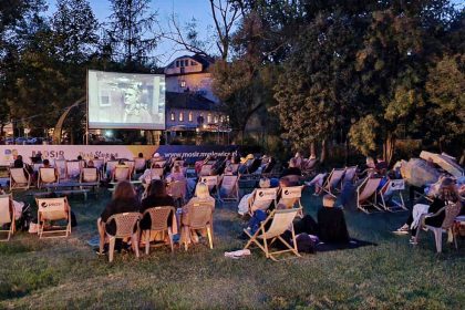 Kino letnie w Parku Słupna – C’MON C’MON