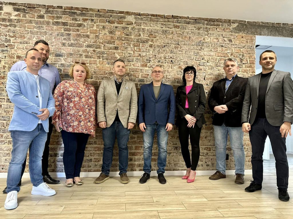 Odremontowane pomieszczenia w obiekcie KS Górnik 09 przez Fundację Leroy Merlin Polska