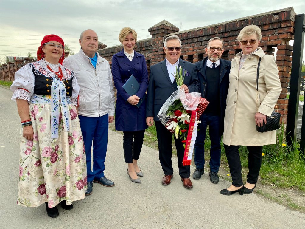 Uroczyste uznanie mogiły Antoniego Maślorza za grób weterana walk o wolność i niepodległość Polski