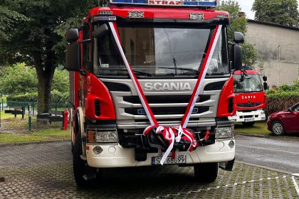 Przekazanie wozu ratowniczego dla OSP Dziećkowice