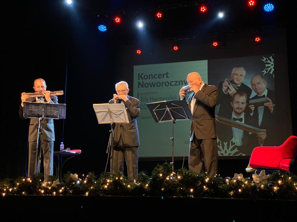 Koncert noworoczny w wykonaniu Tria Harmonijek Ustnych CON BRIO w Mysłowickim Ośrodku Kultury