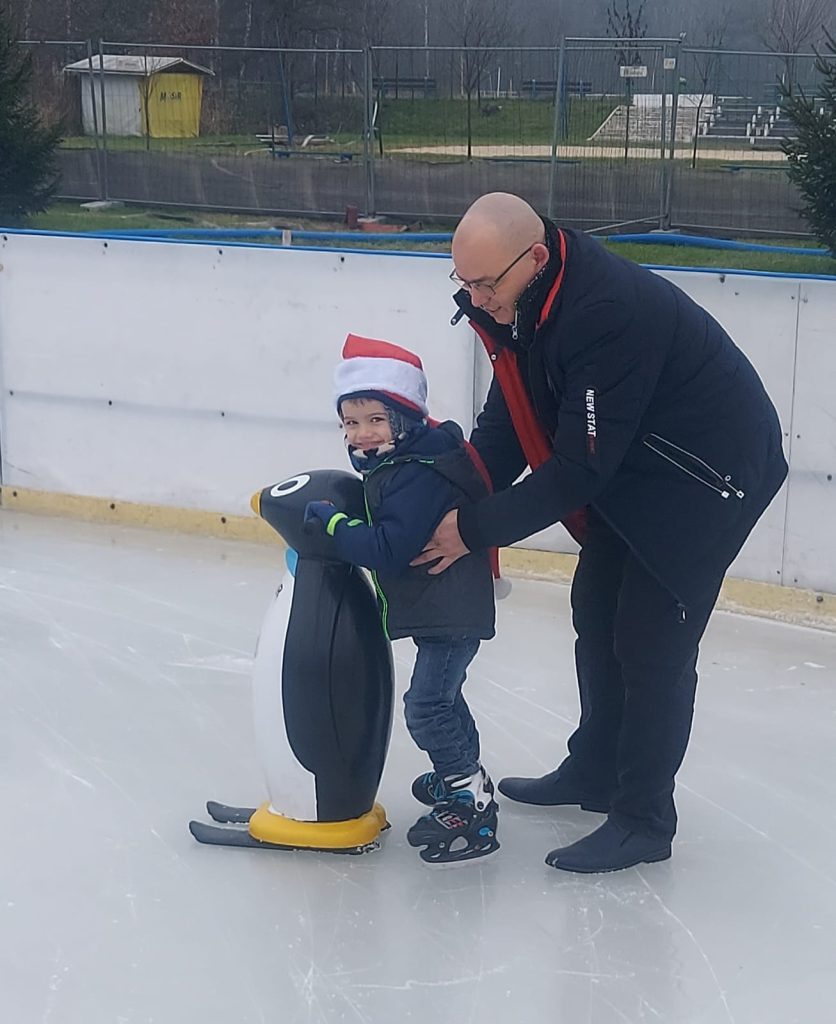 Otwarcie lodowiska w Parku Słupna