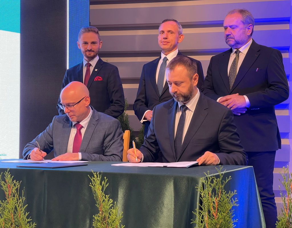 Konferencja Pawła Mirowskiego Pełnomocnika Prezesa Rady Ministrów dot. Programów „Czyste powietrze” i „Ciepłe Mieszkanie”