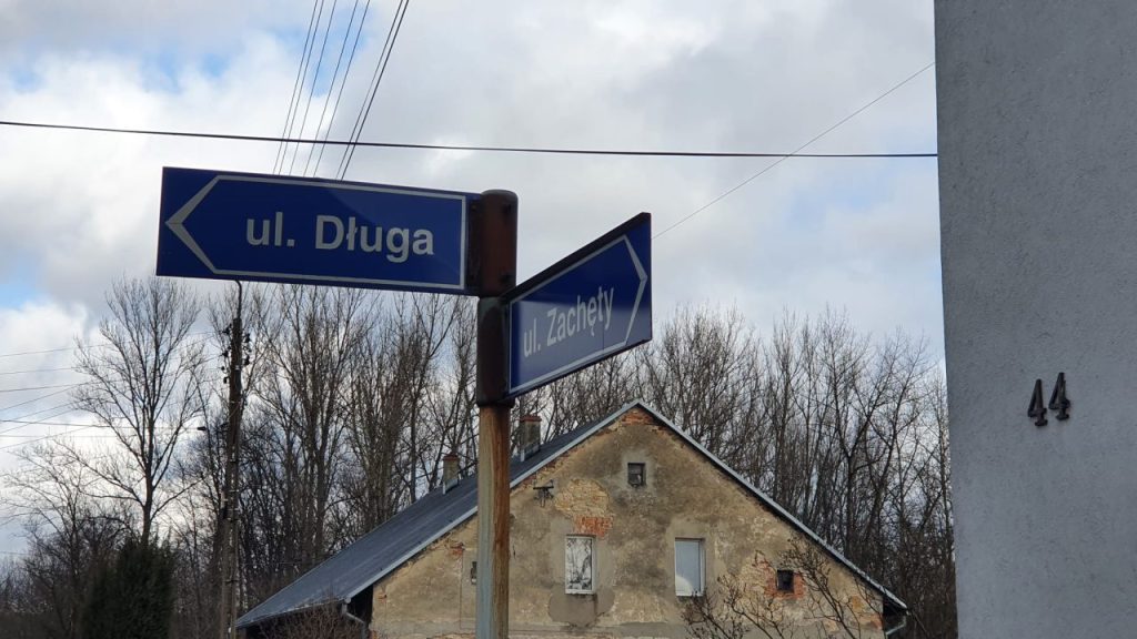 ul. Długa – przywrócona możliwość przejazdu dla mieszkańców i służb przez przebudowywany odcinek drogi