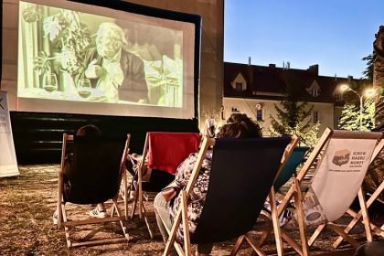 Kino plenerowe na rynku w ramach Mysłowice Alternatywnie- Piosenki o miłości