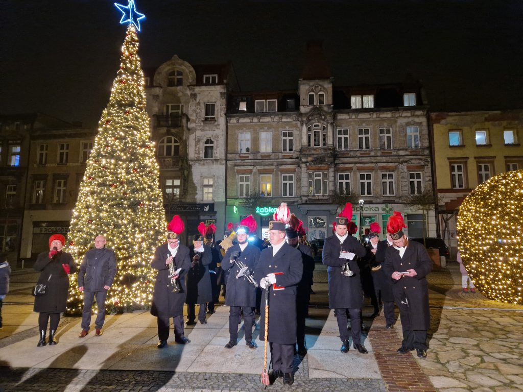Barbórkowy Koncert Orkiestry Happy Big Band na rynku