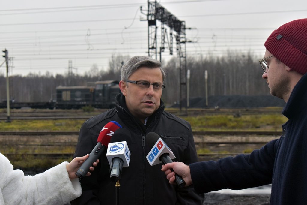 Konferencja prasowa ws. dystrybucji węgla w Mysłowicach