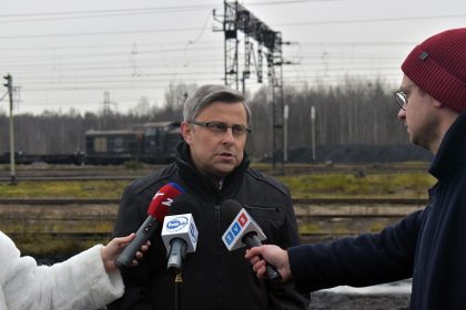 Konferencja prasowa ws. dystrybucji węgla w Mysłowicach