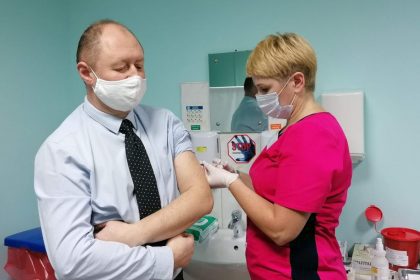 W mieście ruszyły szczepienia przeciw covid-19