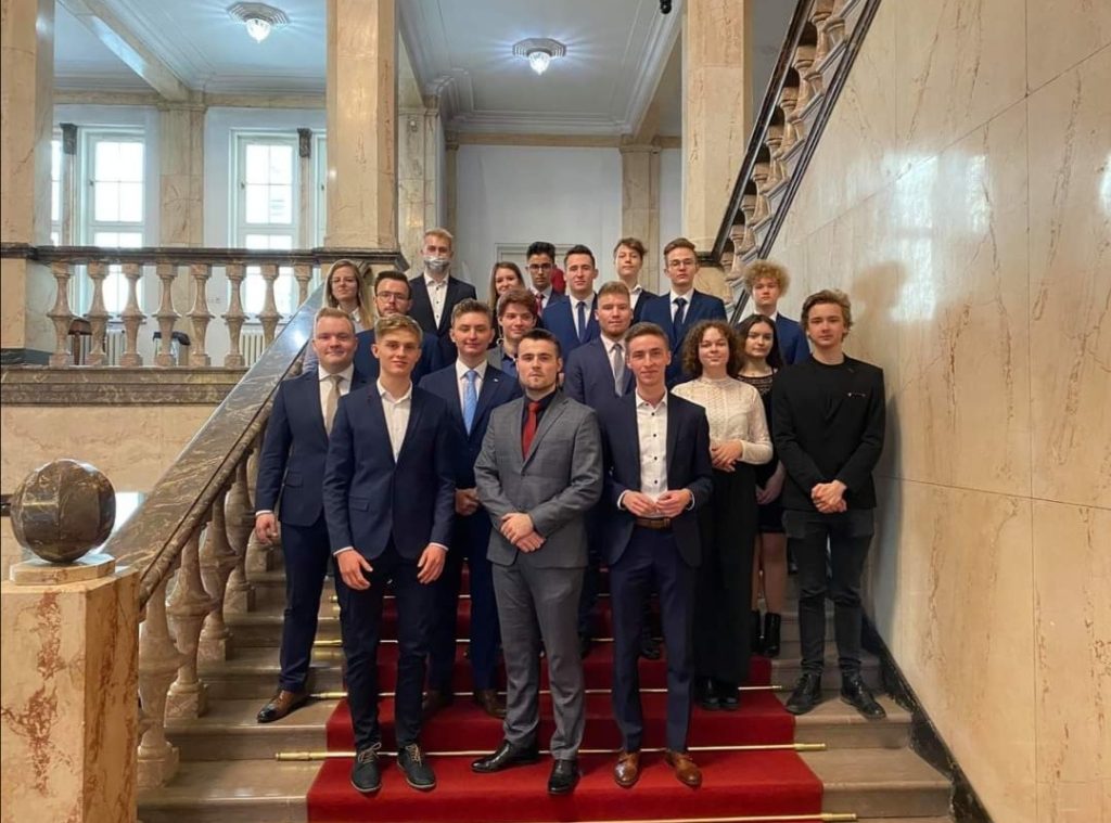 Adrian Głowacz radnym młodzieżowego Sejmiku Województwa