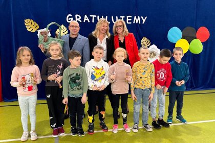 Uroczysta akademia wręczenia odznaczeń PKOl w Szkole Podstawowej Sportowej