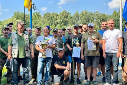 Zawody wędkarskie Hanysy vs Gorole w Parku Słupna