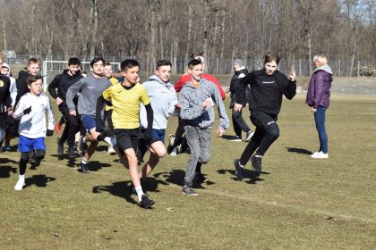 Bieg ku pamięci żołnierzy wyklętych uczniów Szkoły Podstawowej Sportowej im. Olimpijczyków Śląskich w Mysłowicach